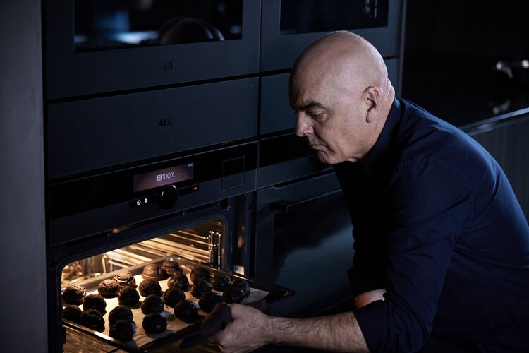 Mark Best is baking for Christmas