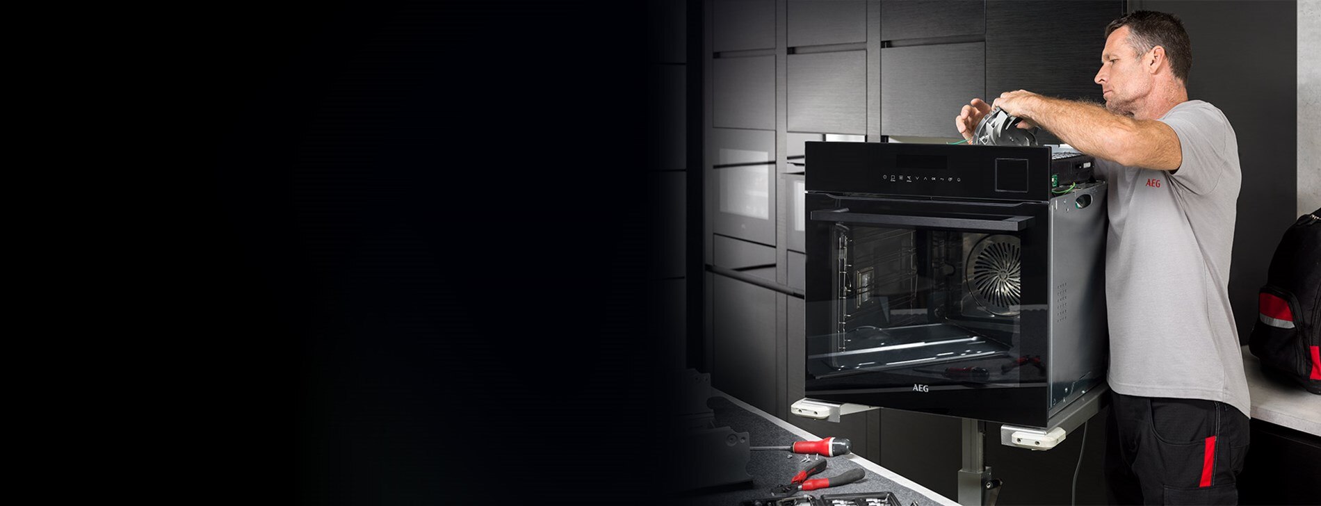 AEG_support_product_support_book_service_online_find_repairer_appliance_installation