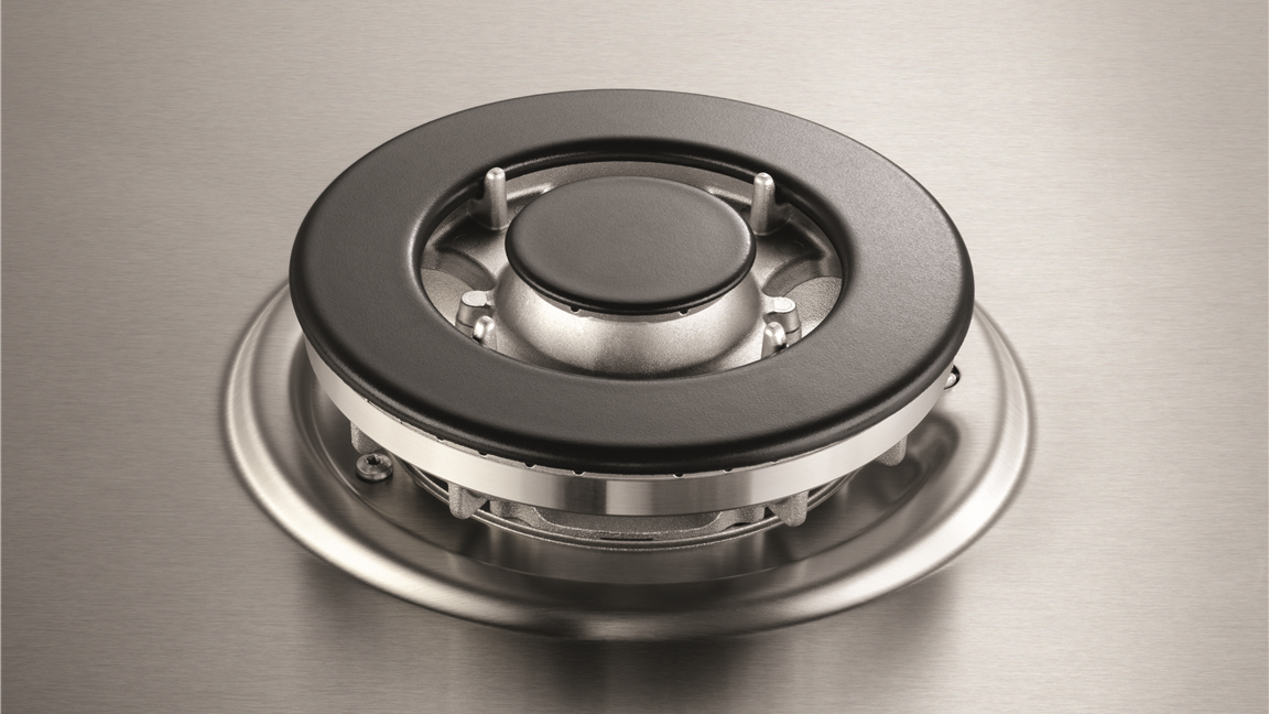 Triple ring, dual valve wok