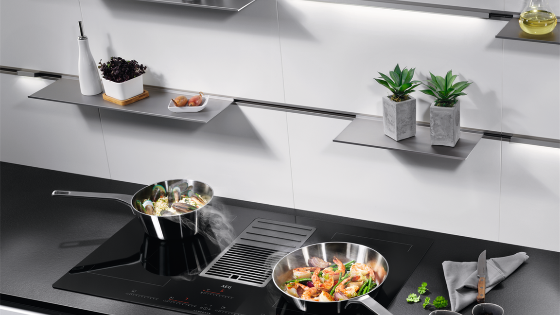 COOKING AND EXTRACTION IN ONE.